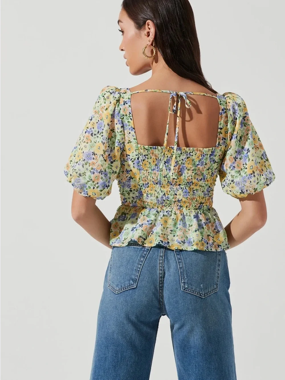 Astr Floral Puff-Sleeve Peplum Top in Yellow and Blue